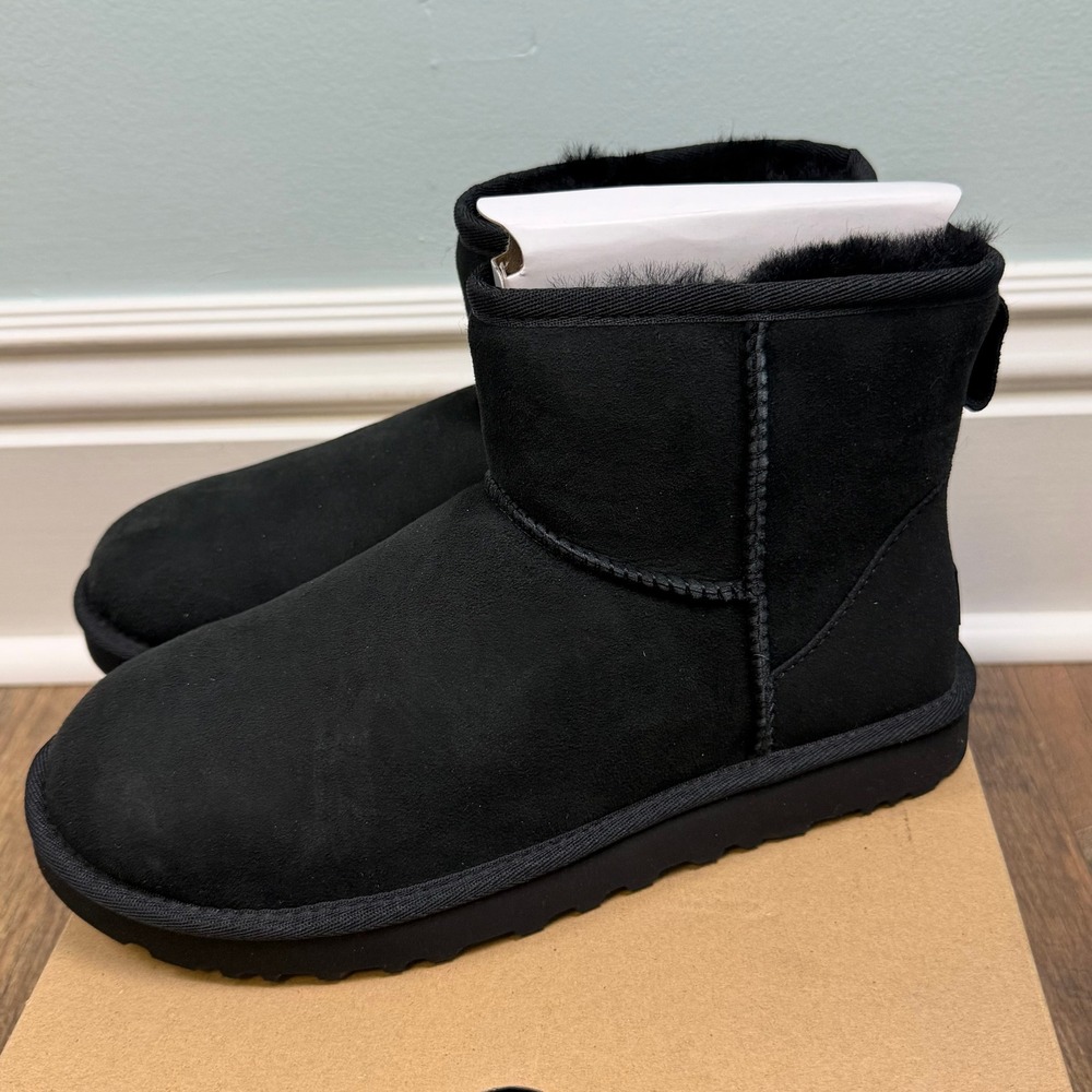 UGG Classic Mini II Boots Women 8 Black 1016222